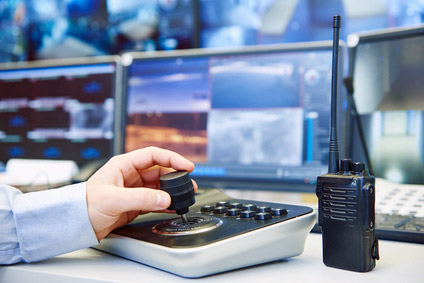icherheitstechnik-und-Joysticks